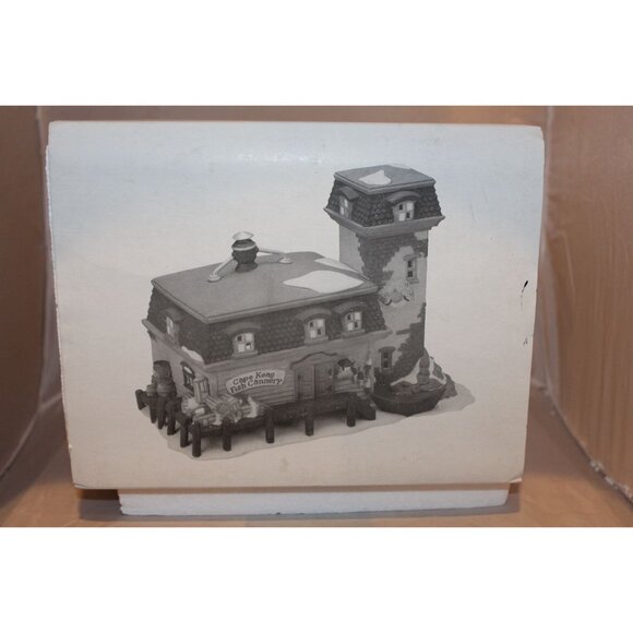 Dept 56 New England Village - Cape Keag Fish Cannery - Picture 6 of 6